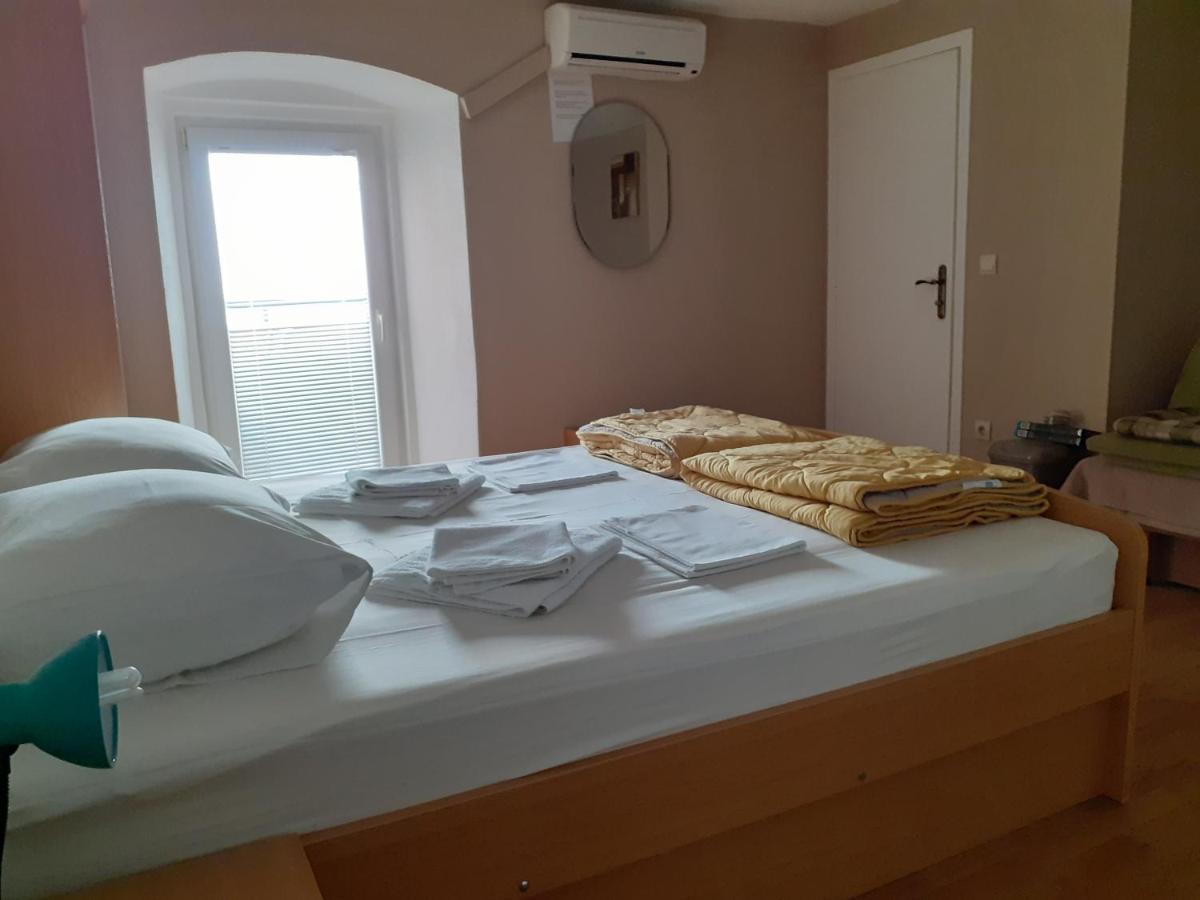 Apartmani Patrick Baška Voda Exterior foto