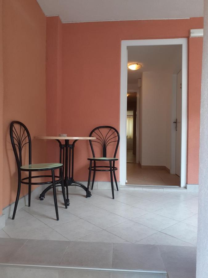Apartmani Patrick Baška Voda Exterior foto